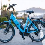 La Révolution des E-Bikes : L’engagement de la Californie pour un avenir plus équitable et écologique